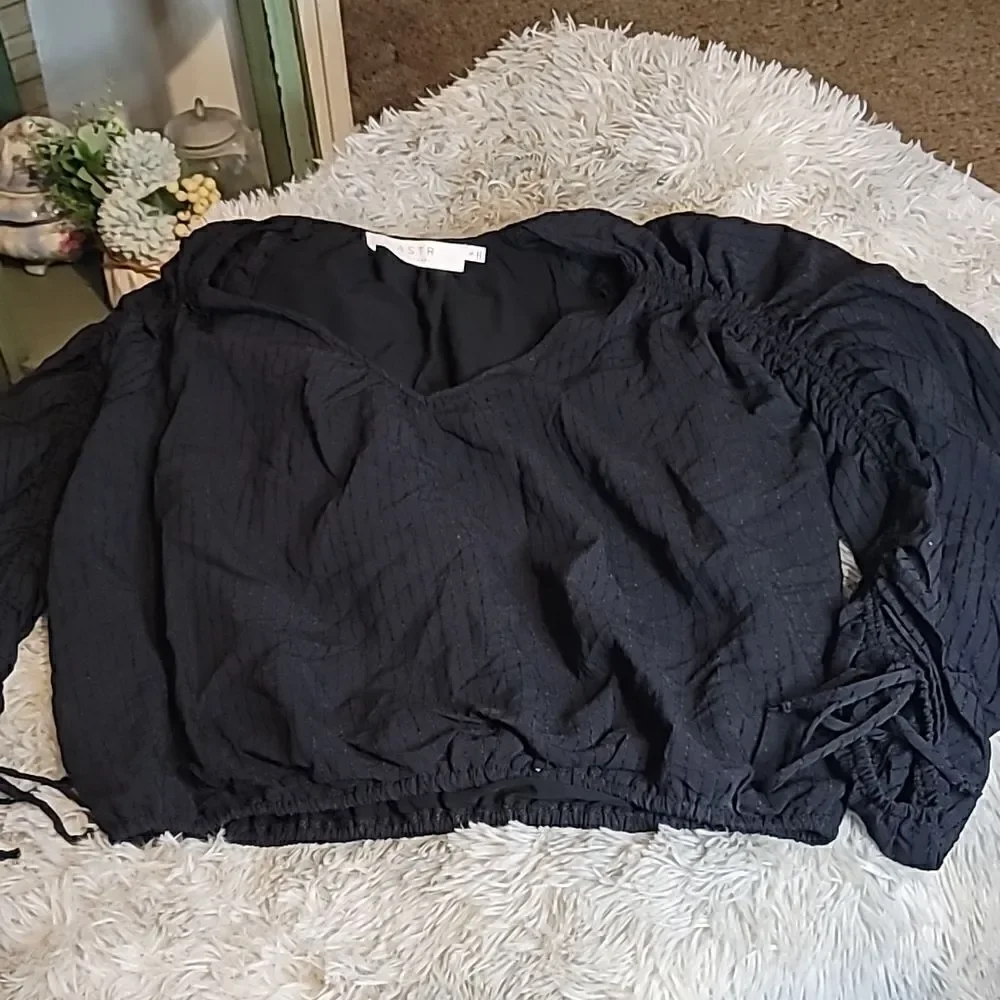 5 Small Bundle   - Picture 4 of 5